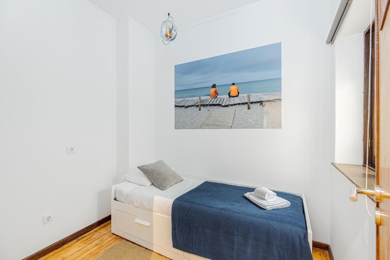 A Lodge In Blue Aveiro Exterior foto